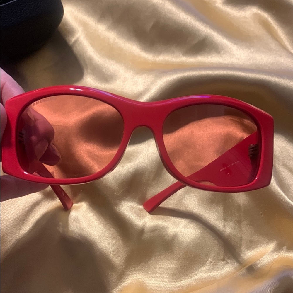 Balenciaga Red and Black Sunglasses with Red Lenses - Picture 7 of 11